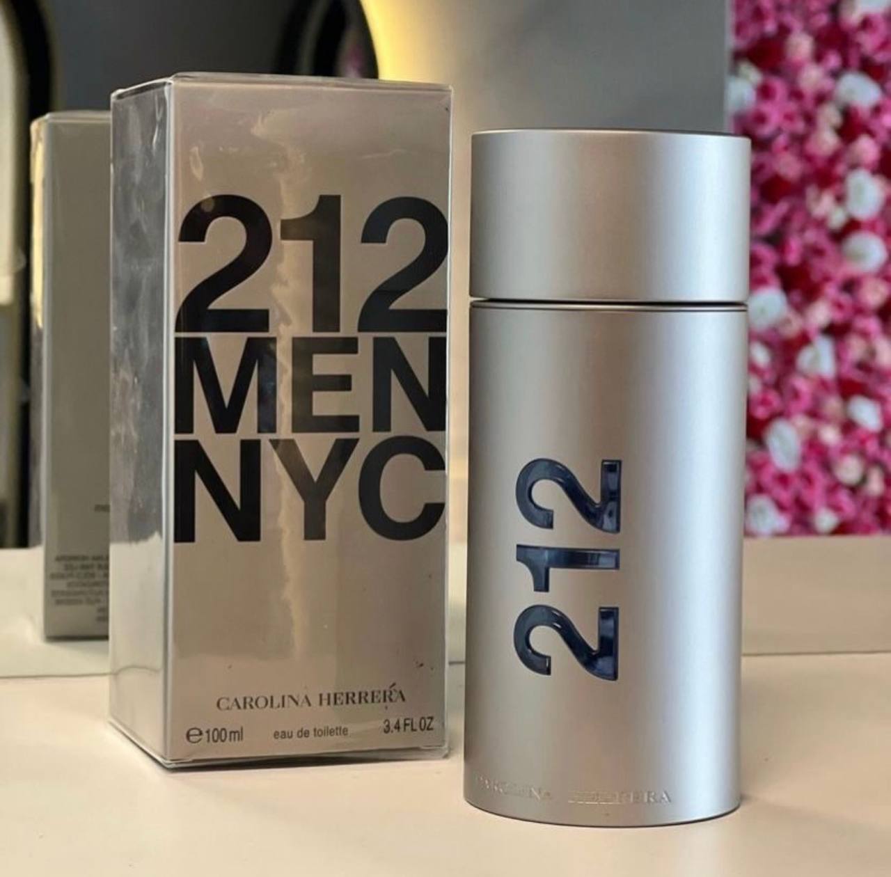 Carolina Herrera 212 Men NYC Eau de Toilette 100 ml